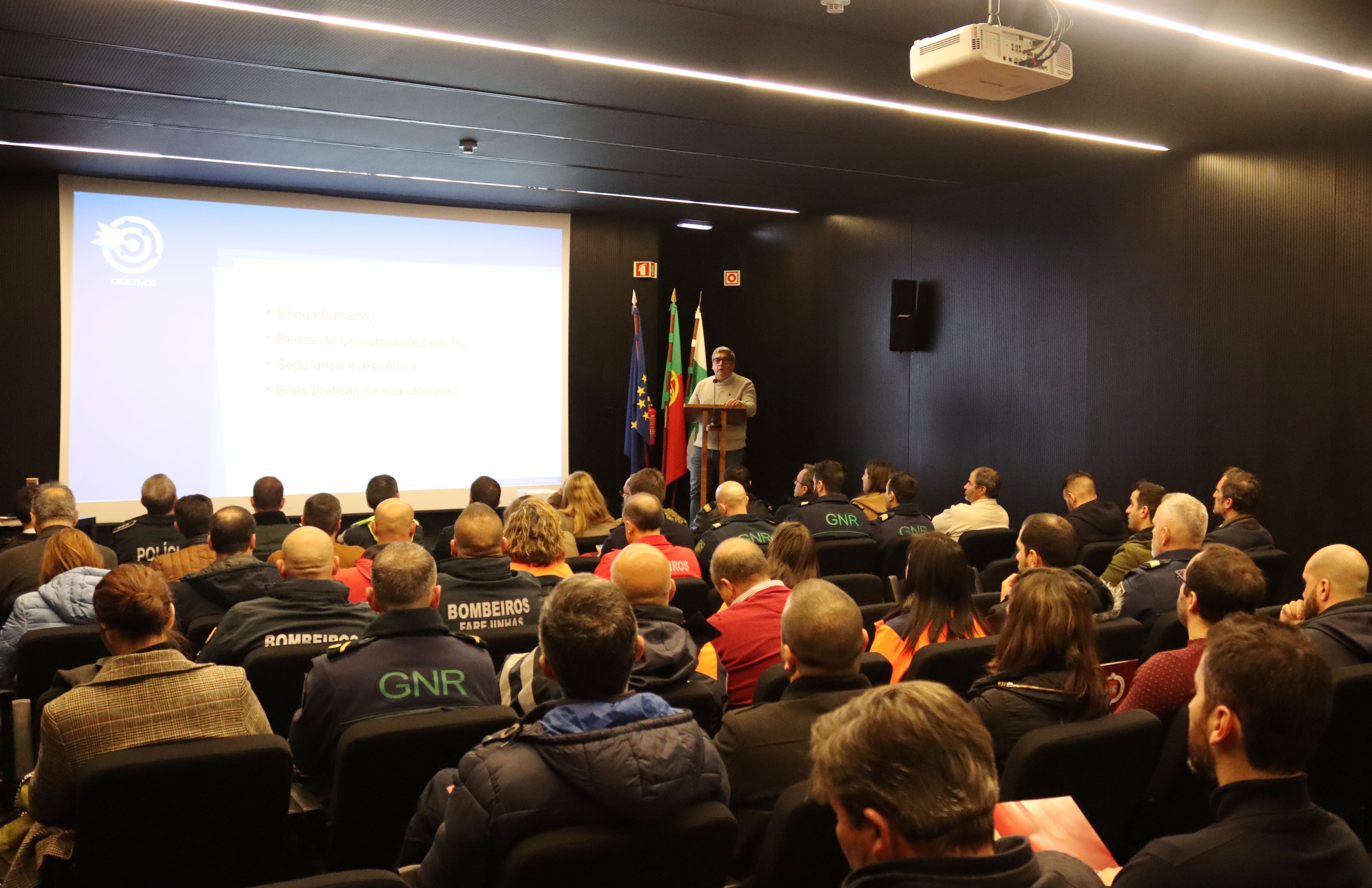 Novos desafios da proteção civil municipal debatidos em Lamego